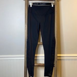 VICTORIA SPORT Total Knockout Long Leggings Size S